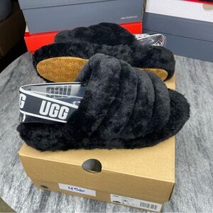 UGG Fluff Yeah Slide Sandal - sz 6 women